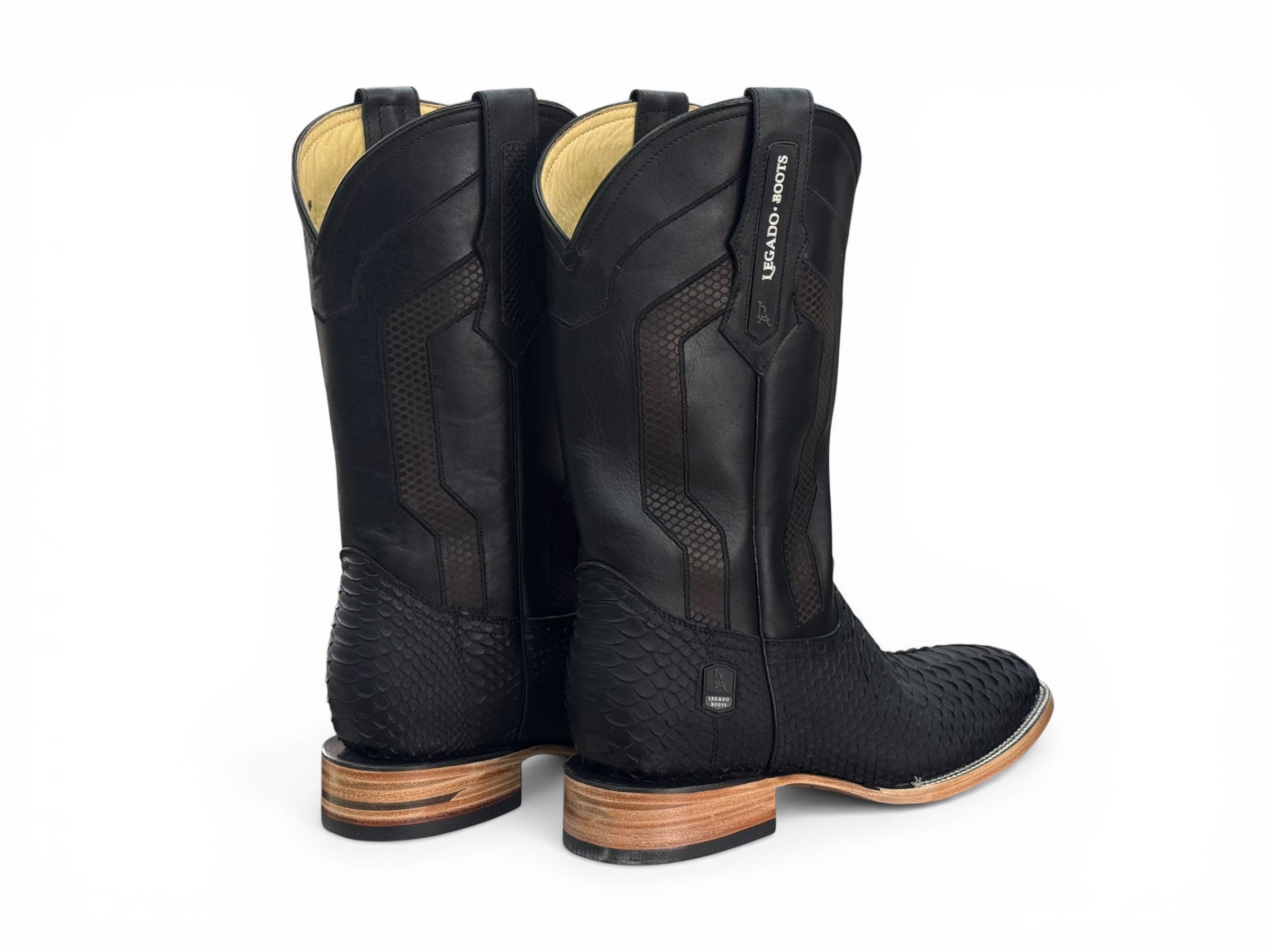 LEGADO VÍBORA PITÓN NEGRA