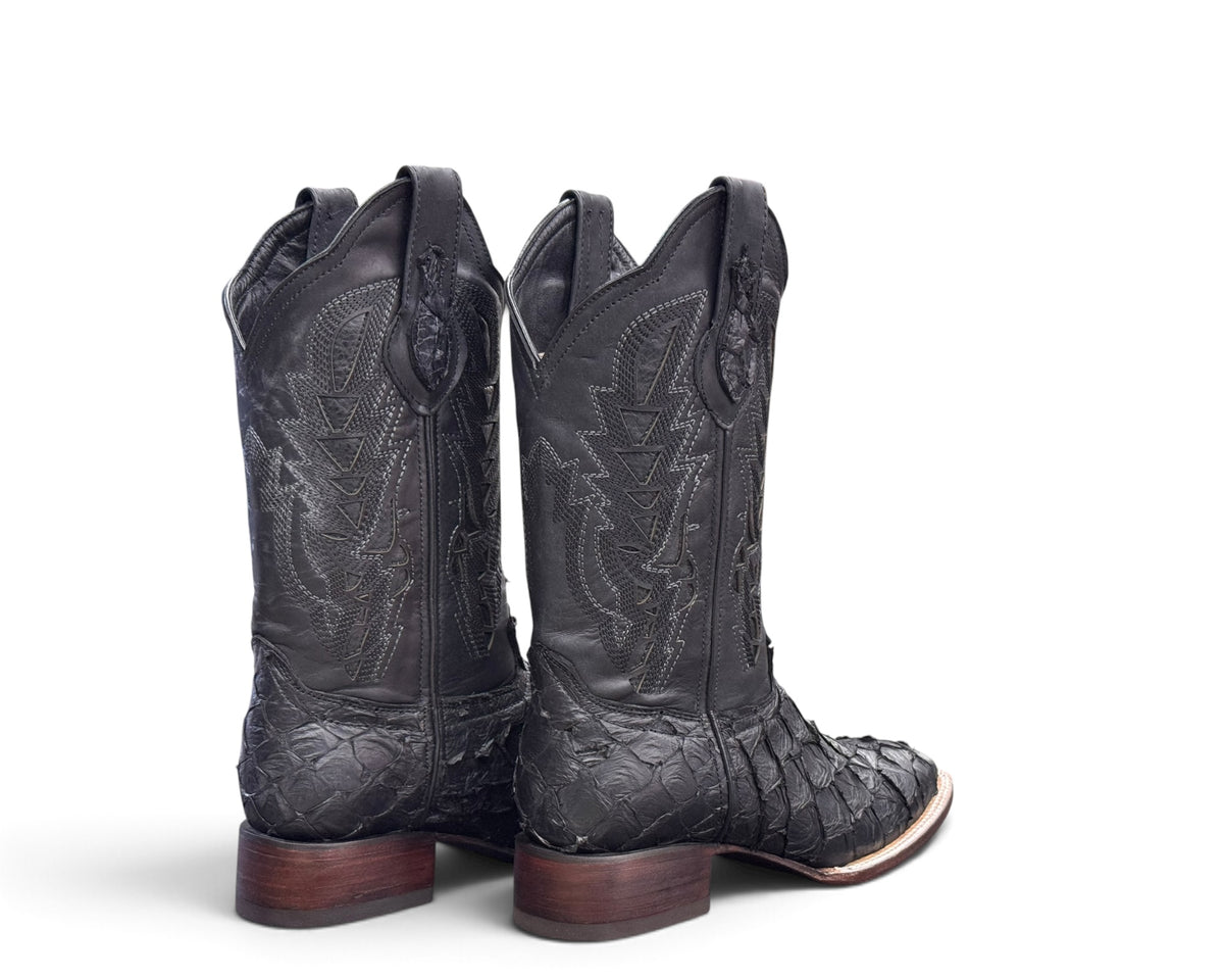 BOTA HACHI PESCADO NEGRO CABALLERO