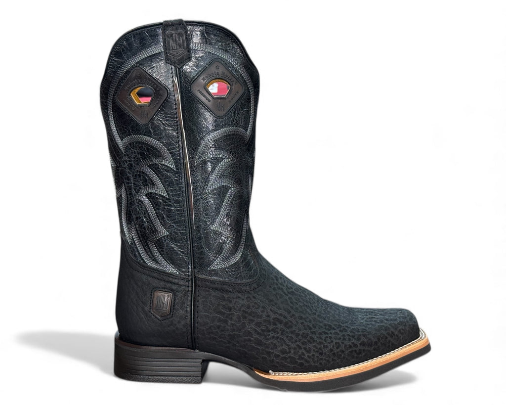 Nokota Horse Cuello de Toro Negro H10 Caballero